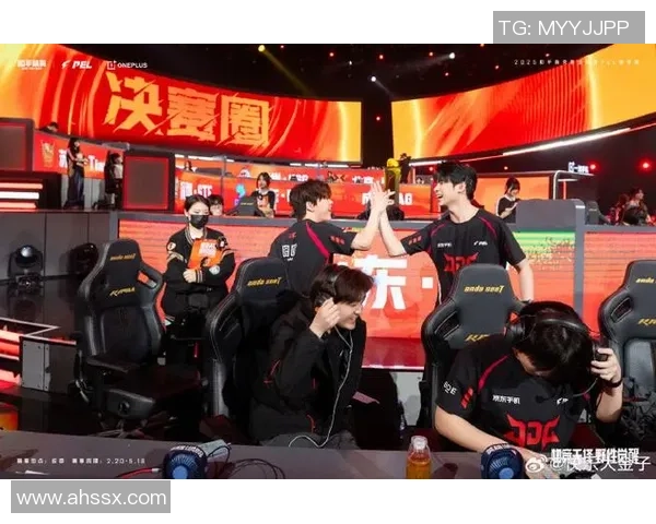 和平精英评论:分析JDG在比赛中的控制策略与失误影响 和平精英评论:分析JDG在比赛中的控制策略与失误影响