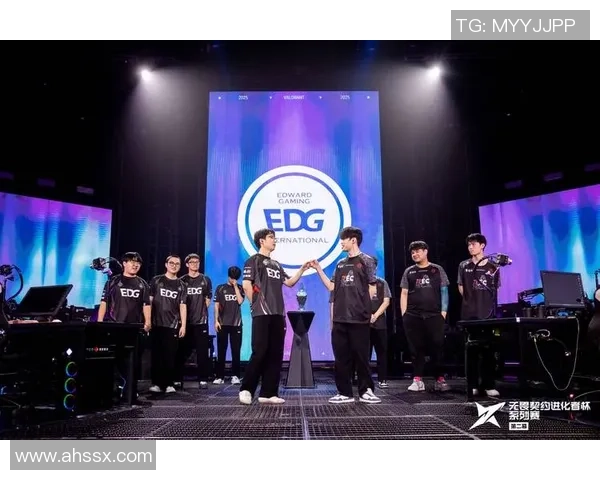 城市赛特别报道：EDG逆袭之路展现团队精神与不屈斗志