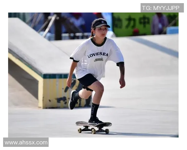 极限运动嘉年华精彩回顾北京滑板队展现出色灵活性与团队默契